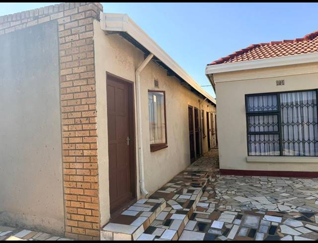 2 BEDROOM HOUSE FOR SALE IN LIKOLE
